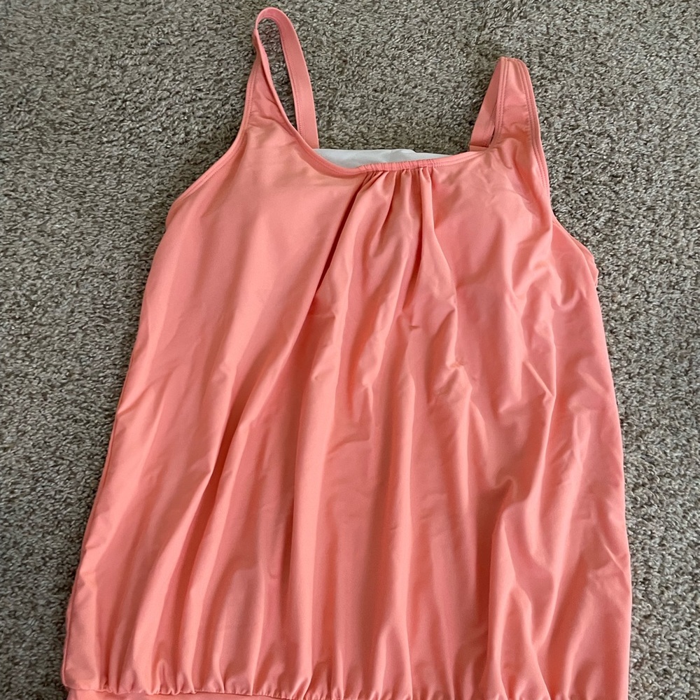 Sz XL bathing suit top only worn a few times